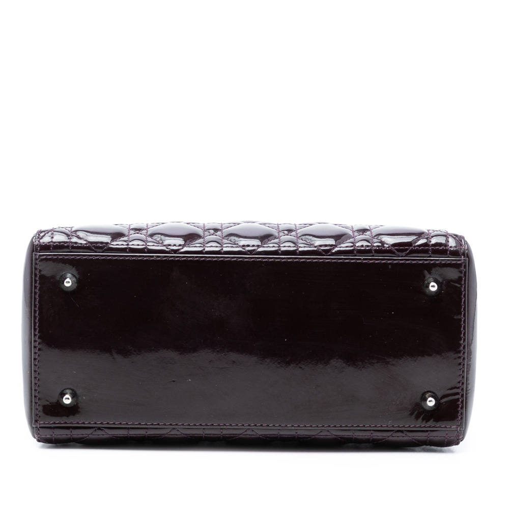 Pre-Loved Dior Medium Patent Cannage Lady Dior - Picture 3 of 8